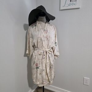 Inner Most Floral Jaquard Robe Kimono with Belt